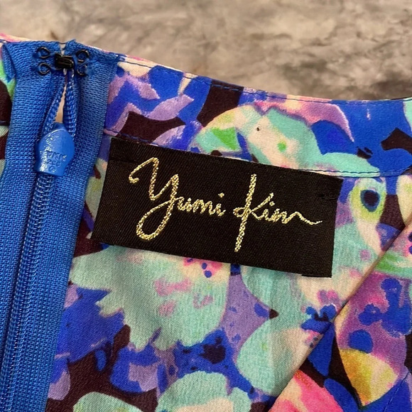 Yumi Kim Liz Tie Waist 100% Silk Floral Romper - Picture 2 of 11